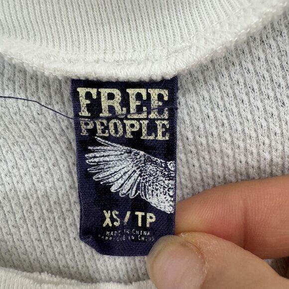 Free People Shirt Women's XS White Waffle Knit Thermal Long Sleeve Top - Picture 3 of 9